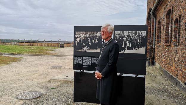 Heinrich Bedford-Strohm beim Besuch der Gedenkstätte im Lager Birkenau