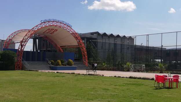 Katholische Universität Erbil