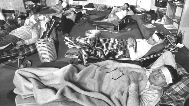 Einwöchiger Hungerstreik im ehemaligen Konzentrationslager Dachau, der Aufklärung über den Verbleib der Akten der ehemaligen bayerischen „Landfahrerzentrale“ zum Ziel hatte, 1980 