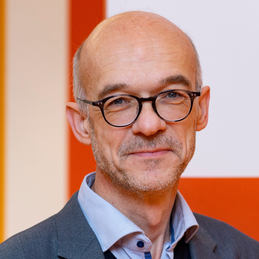 Prof. Bernd Schröder Prof. Bernd Schröder
