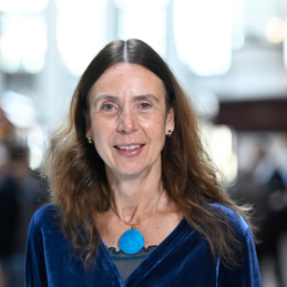 Dr. Friederike F. Spengler Dr. Friederike F. Spengler