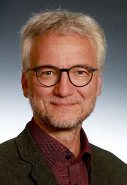 Portraitbild Frieder Dehlinger