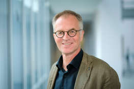 Dr. Hans Ulrich Anke